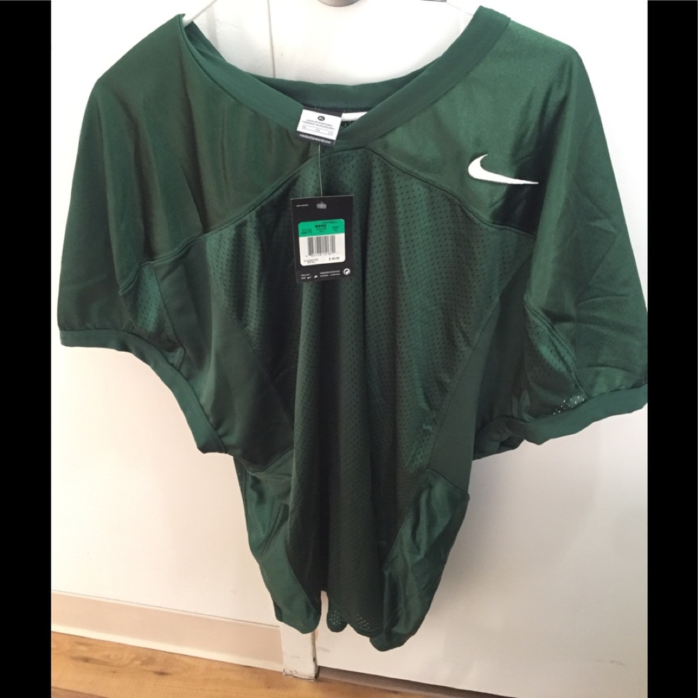 Men’s nike green football shirt size XL